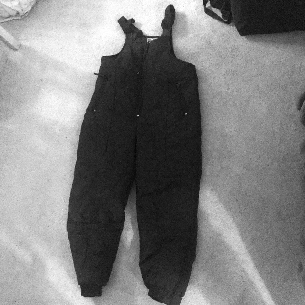 Snowsuite/overalls